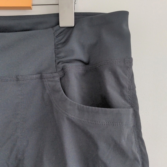 MOUNTAIN HARDWEAR | Dynama 2 Shorts Elastic Waist Pockets, Black, Women's XL - Picture 3 of 15